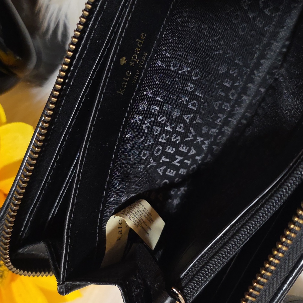 Kate Spade Black Chester Pebbled Leather Tassel Zip Around Continental Wallet - Picture 10 of 13